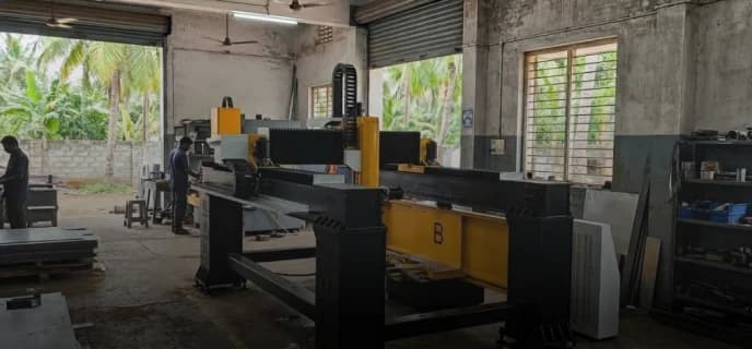 5-Axis 3D robotic fiber laser cutting complex automotive components.